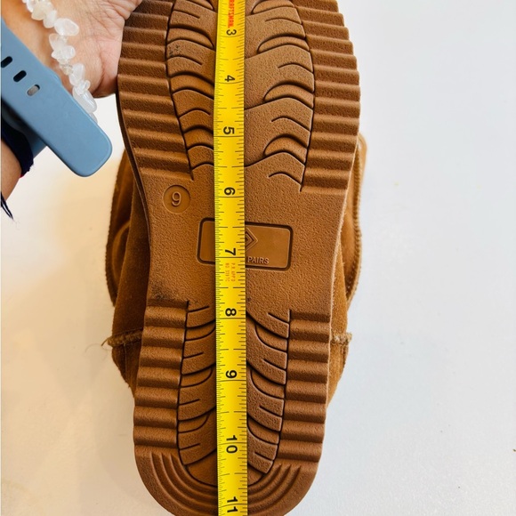 Dream Pairs Suede Women's Tan Winter Boots size 9 mint condition - Picture 9 of 11